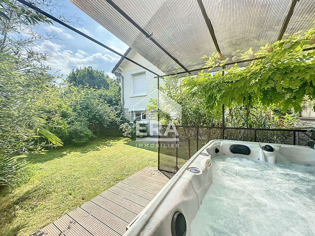 Maison à CONFLANS-SAINTE-HONORINE