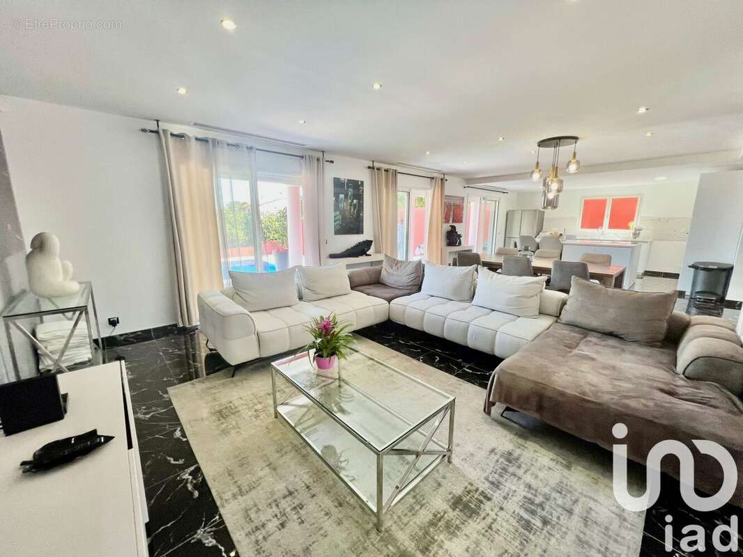 Photo 3 - Maison à SEPTEMES-LES-VALLONS