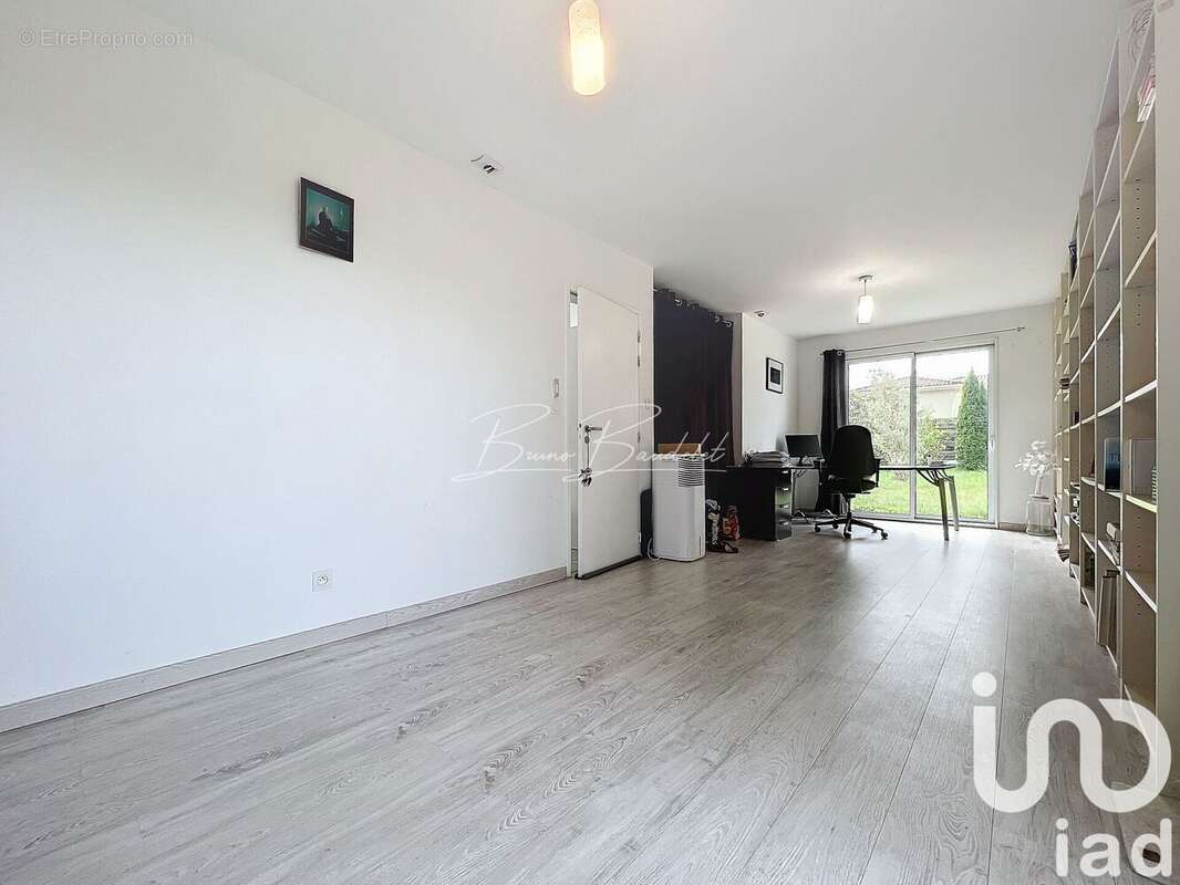 Photo 9 - Maison à LOUPES