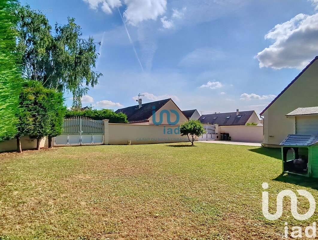 Photo 2 - Maison à FONTENAY-TRESIGNY