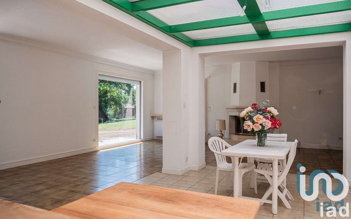 Photo 4 - Maison à ECULLY