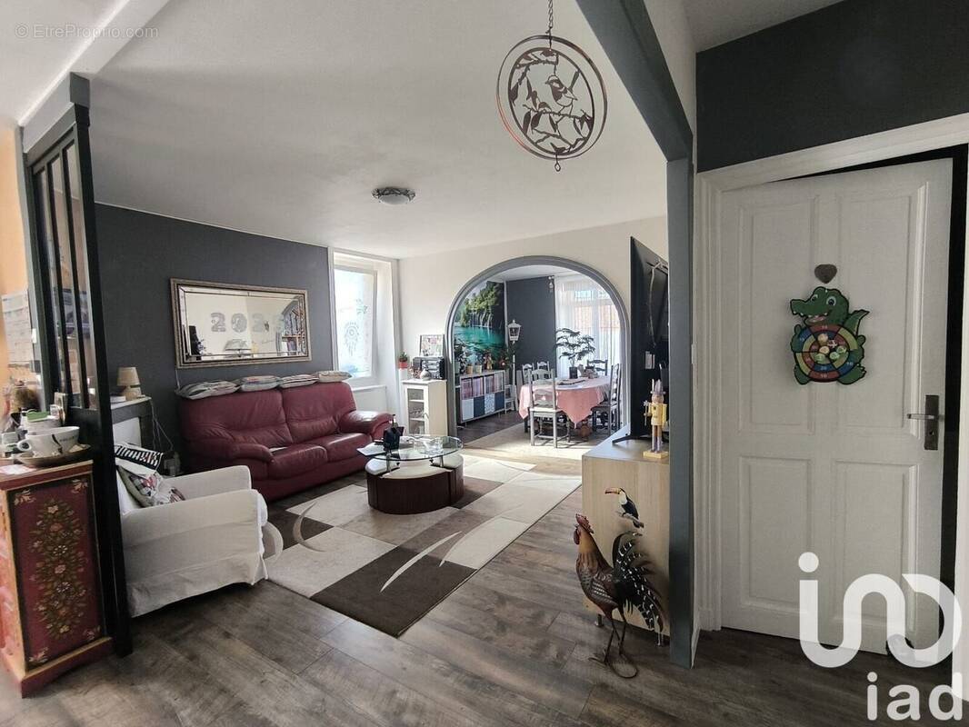 Photo 1 - Maison à SAINT-JUST-EN-CHEVALET