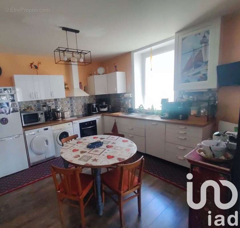 Photo 5 - Maison à SAINT-JUST-EN-CHEVALET