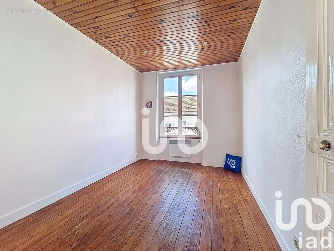 Photo 6 - Appartement à NANTEUIL-LES-MEAUX