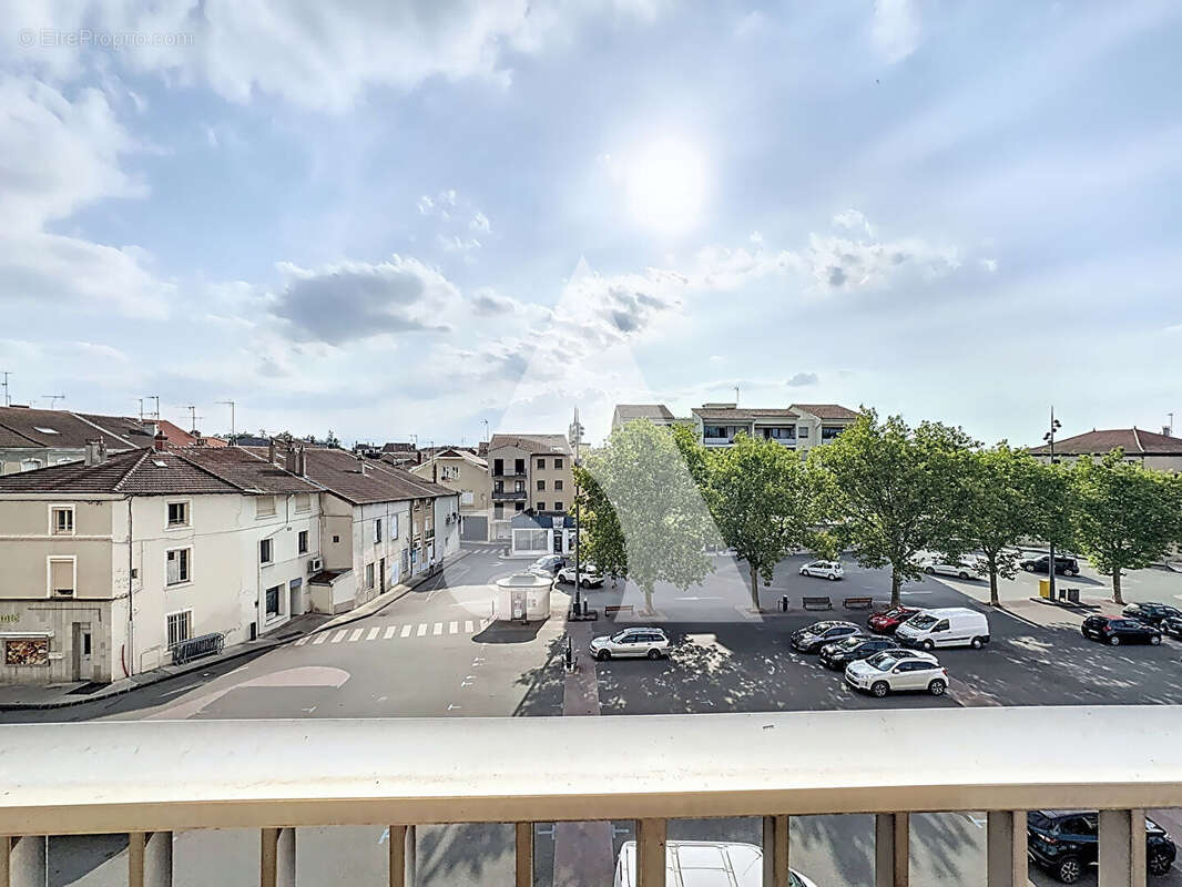 Appartement à FEURS