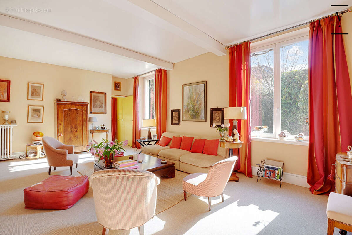 Maison à RUEIL-MALMAISON