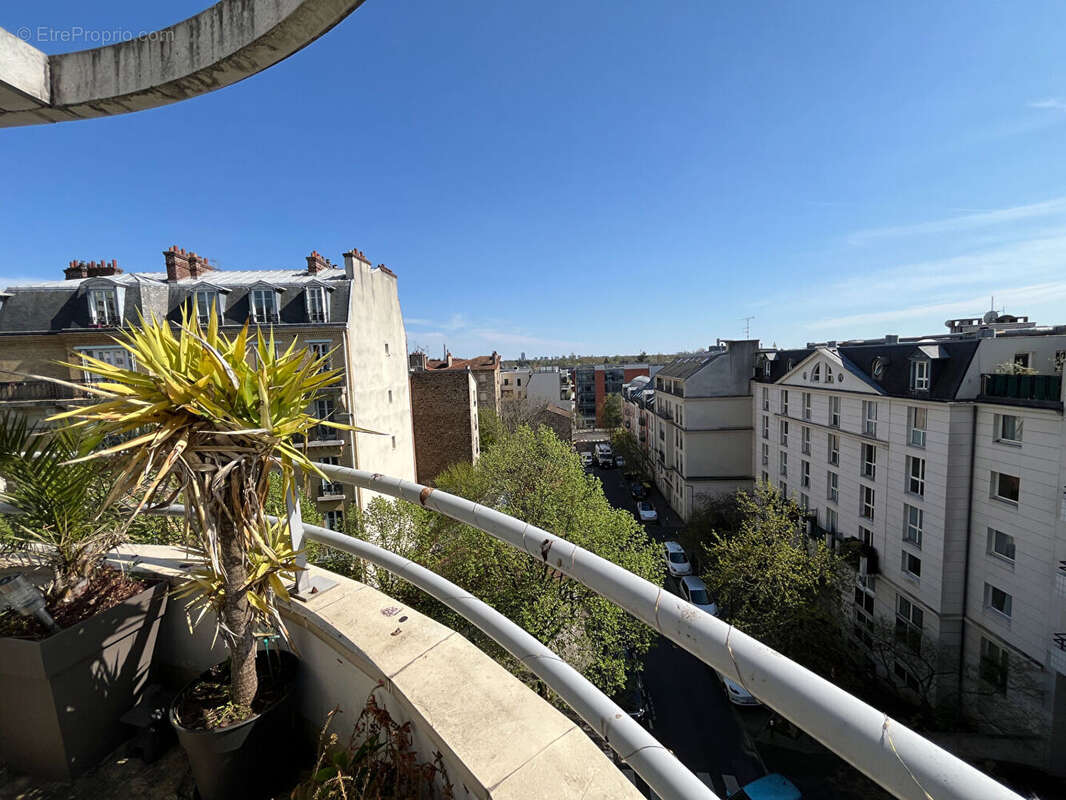 Appartement à SURESNES