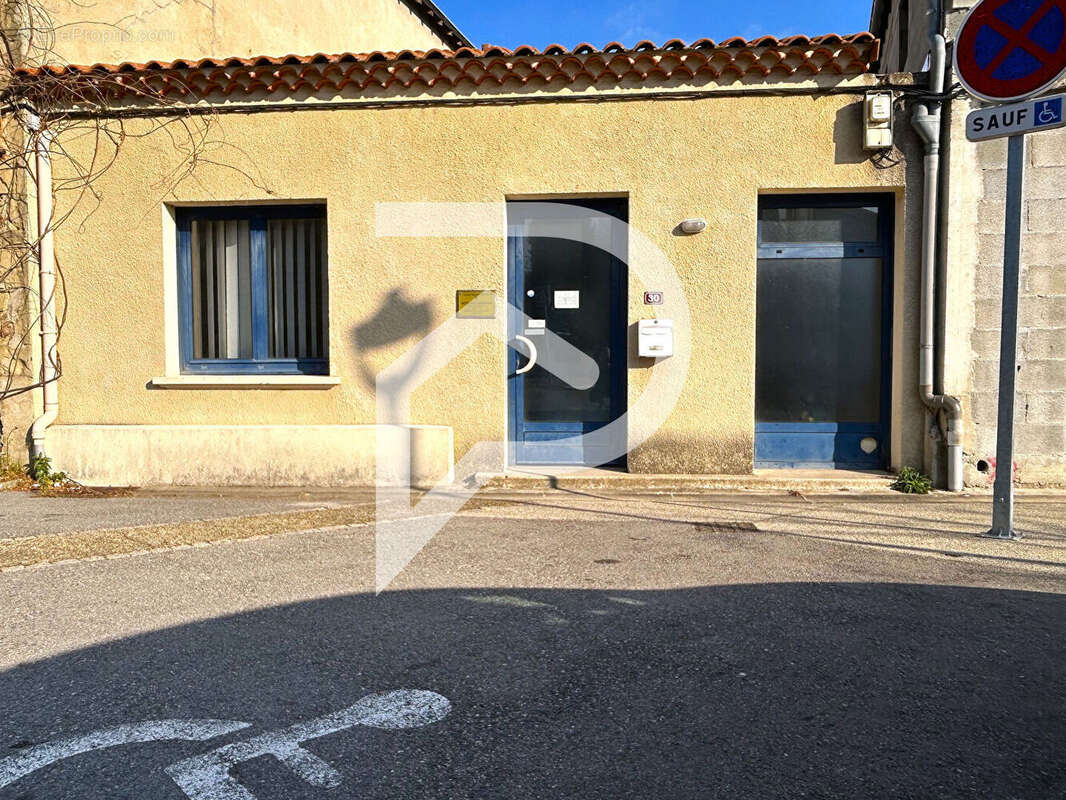 Commerce à SAINT-BARTHELEMY-DE-VALS