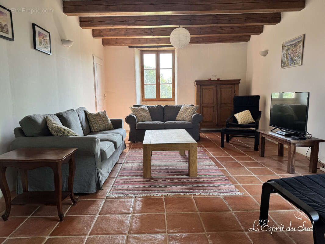 Maison à PUYLAGARDE