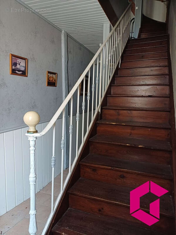 Maison à SAINT-AGREVE