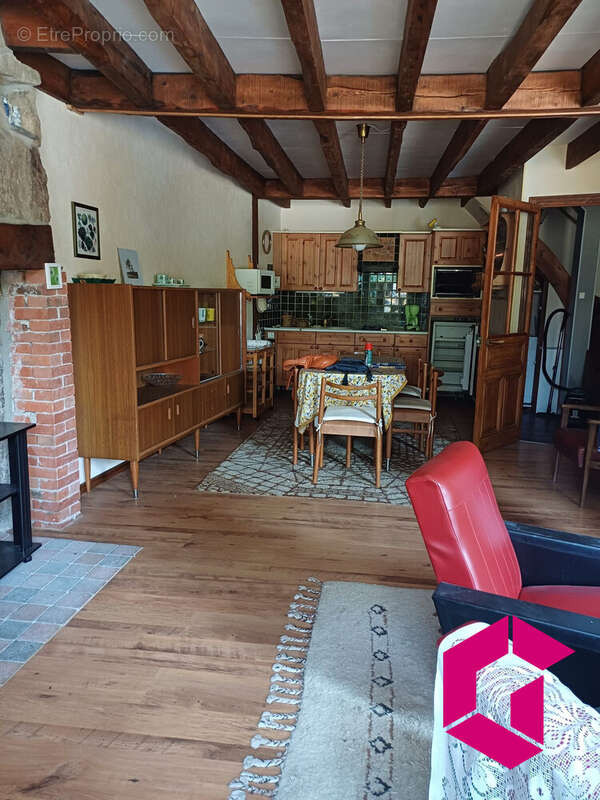 Maison à SAINT-AGREVE