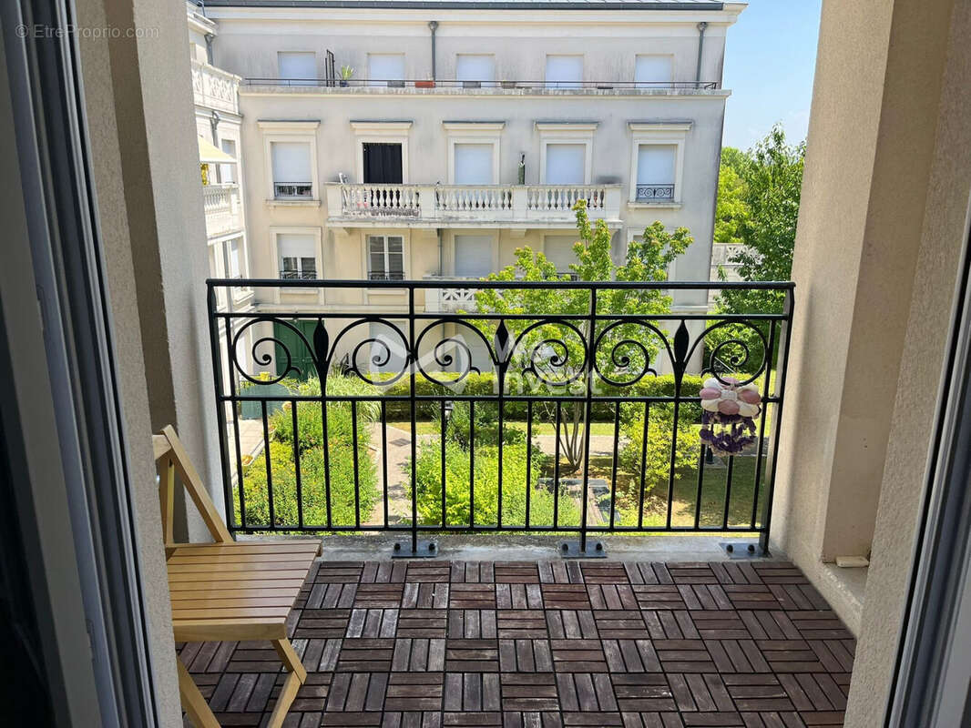 Appartement à SERRIS