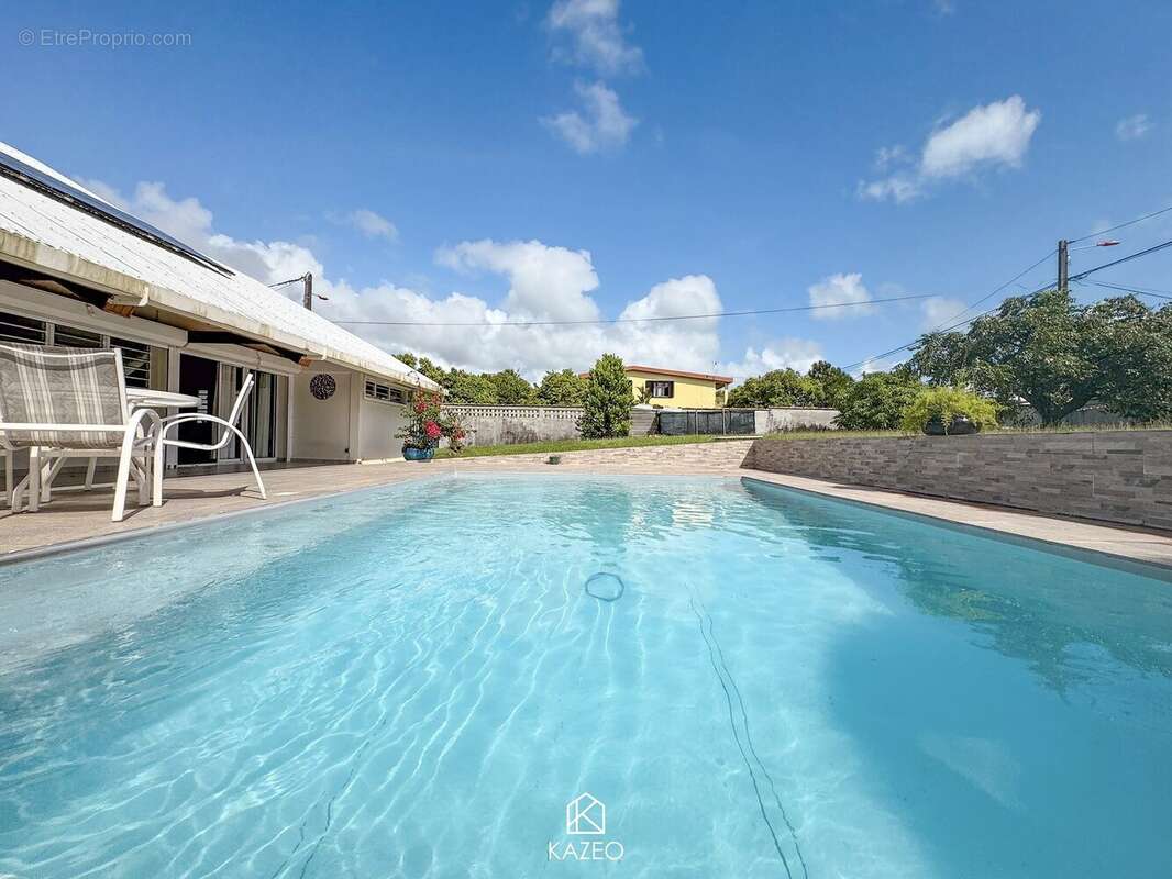 Maison à LE LAMENTIN