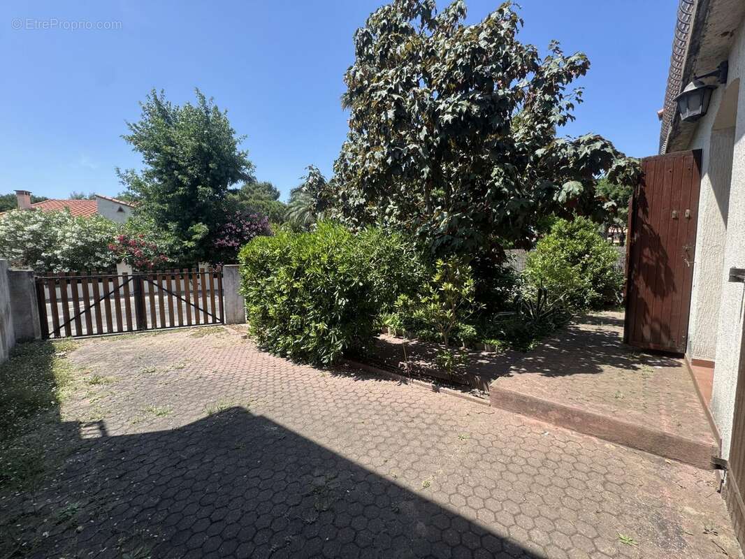 Maison à SAINT-CYPRIEN