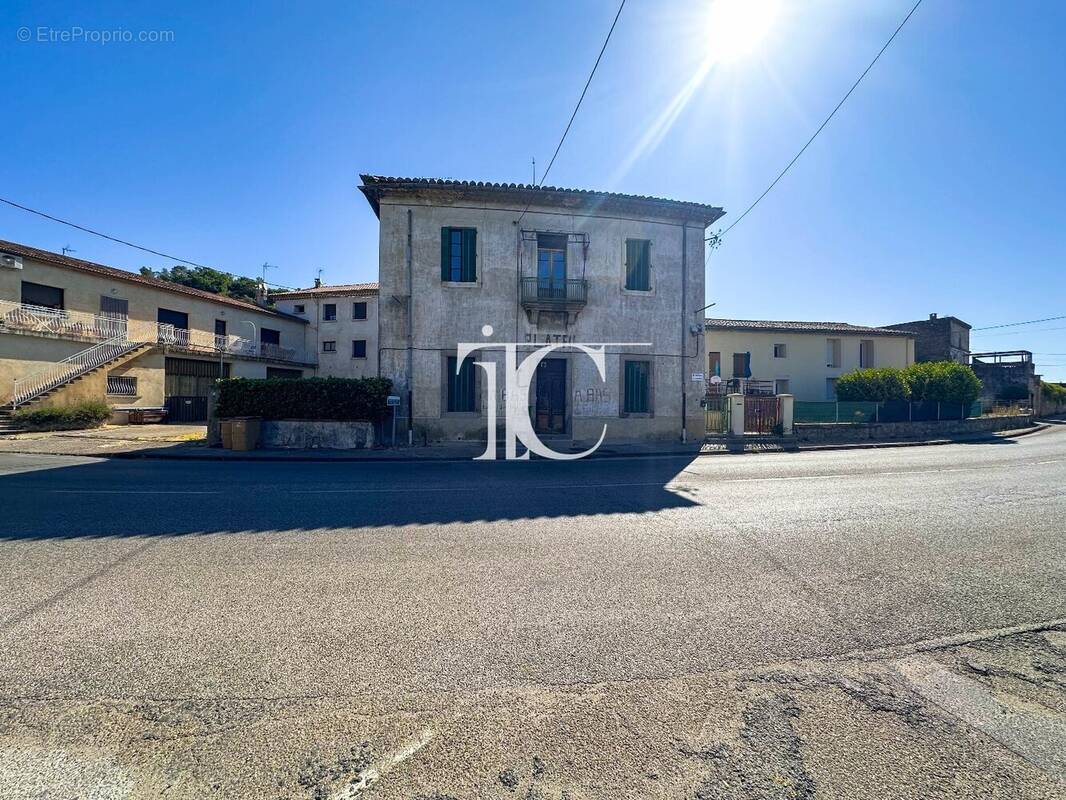 Maison à SAINT-AMBROIX