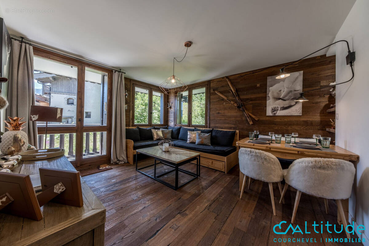 Appartement à LA PERRIERE