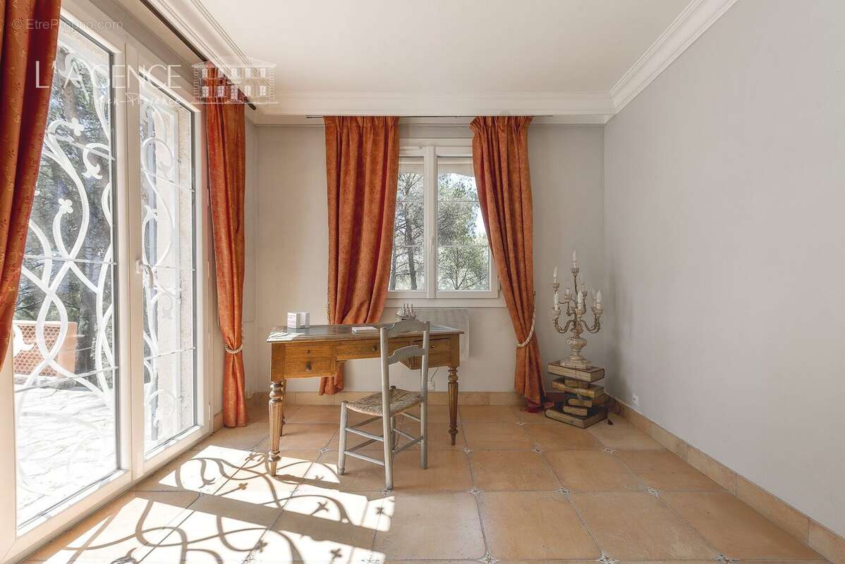 Maison à PUYLOUBIER