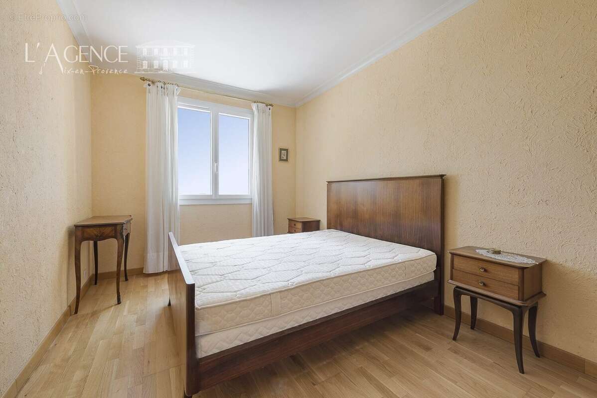 Maison à PUYLOUBIER