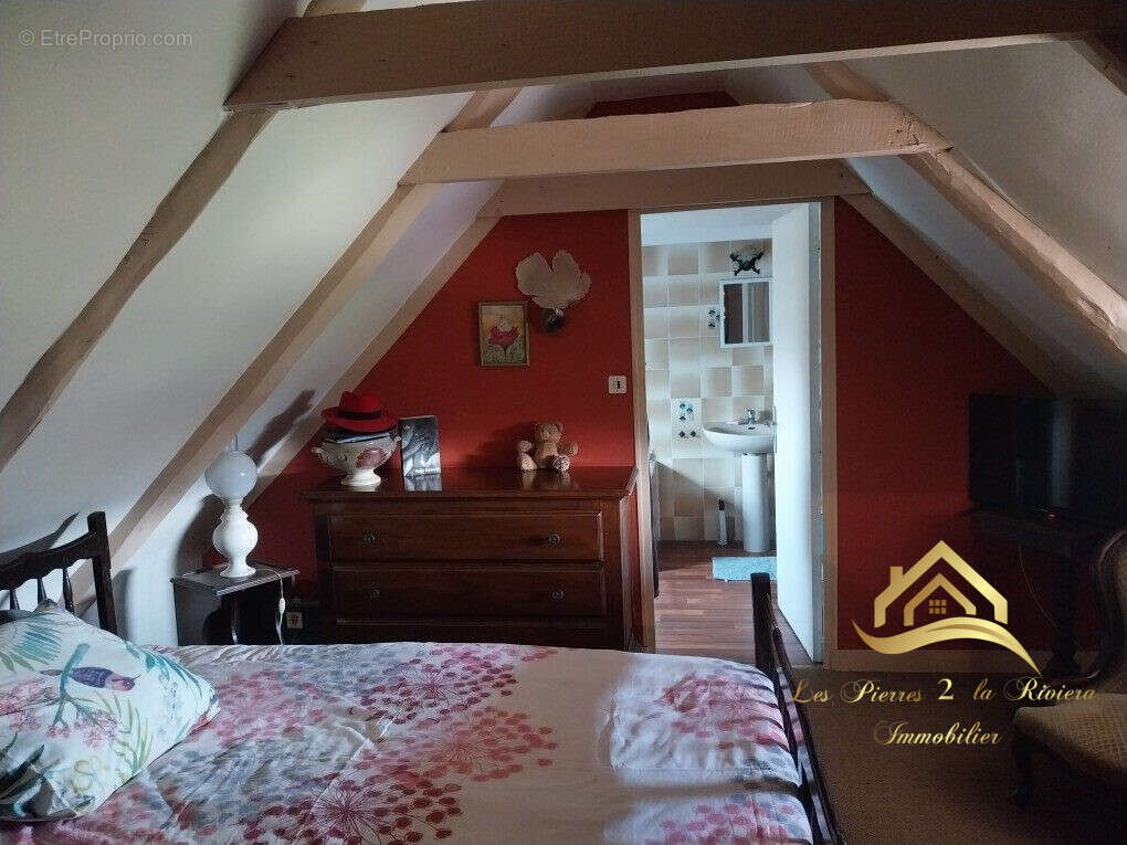 Maison à SAINT-EVARZEC