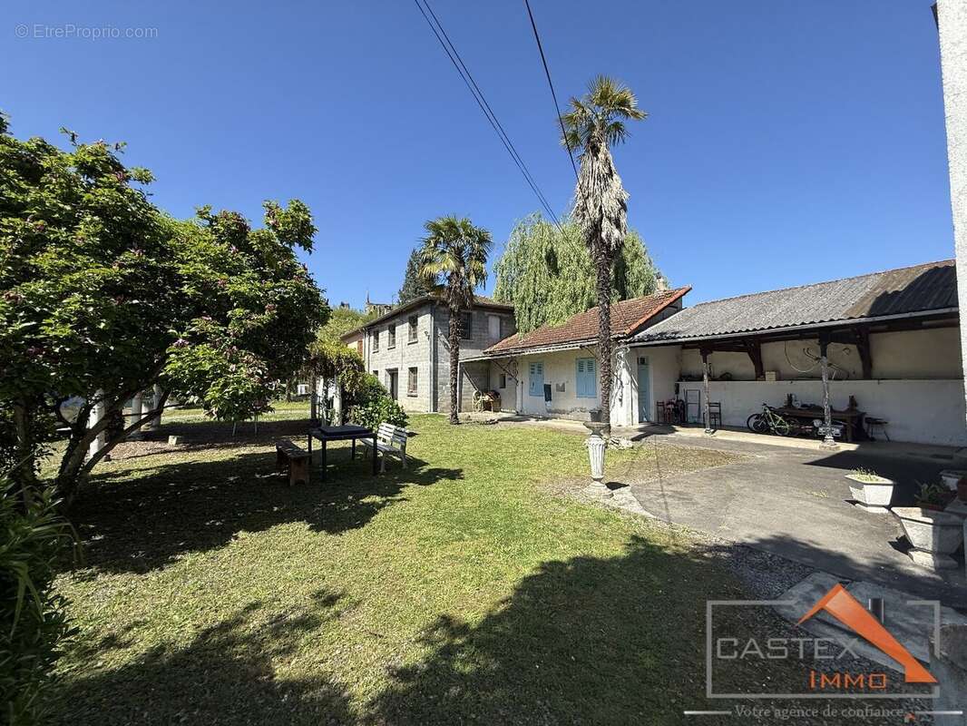 Maison à SALIES-DU-SALAT