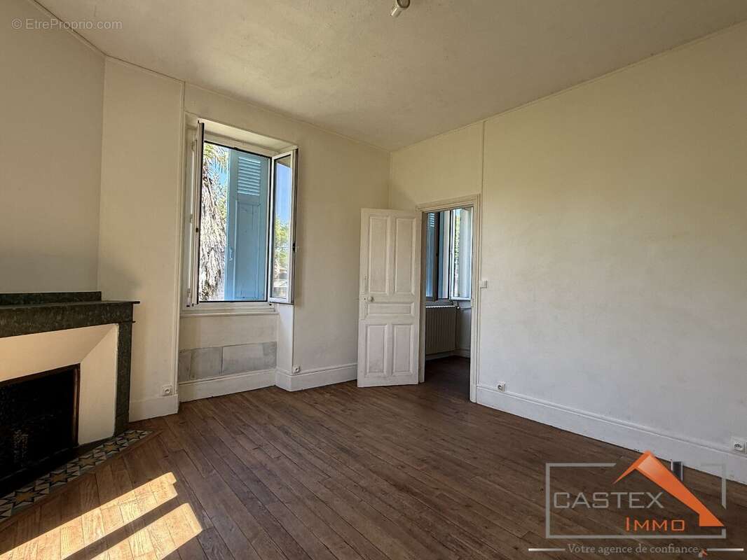 Maison à SALIES-DU-SALAT