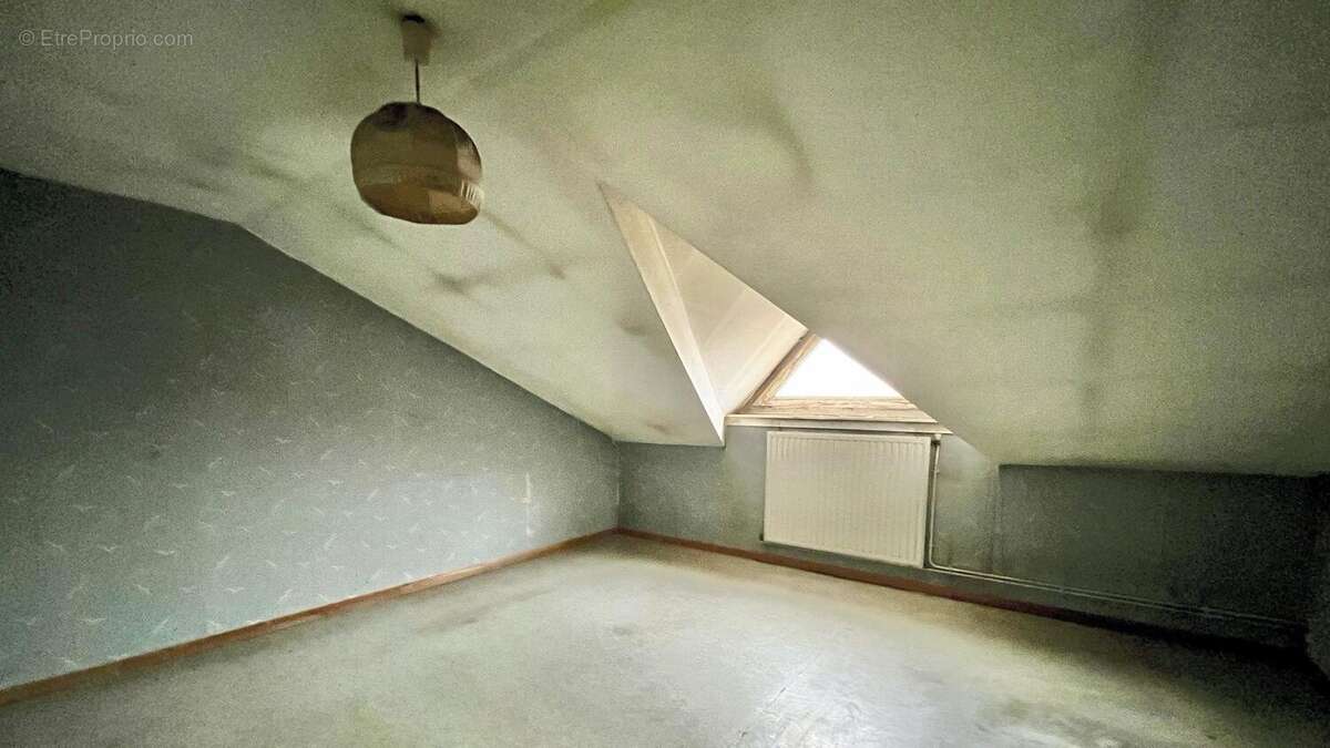 Appartement à AMNEVILLE
