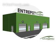 Commerce à AVREMESNIL