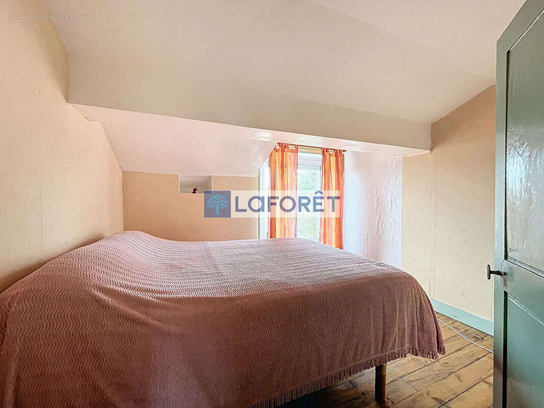 Maison à DOMMARTIN-LE-SAINT-PERE