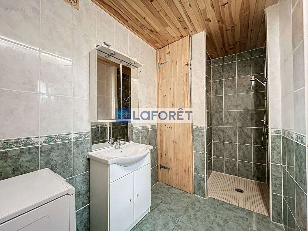 Maison à DOMMARTIN-LE-SAINT-PERE