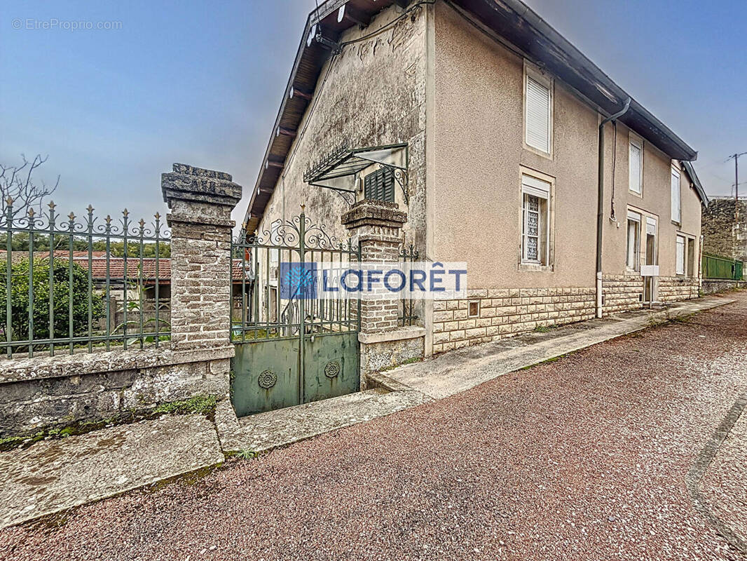 Maison à VECQUEVILLE