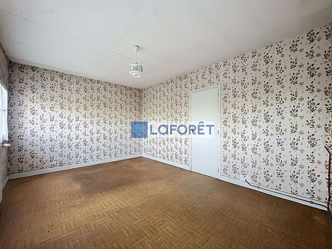 Maison à FERRIERE-ET-LAFOLIE