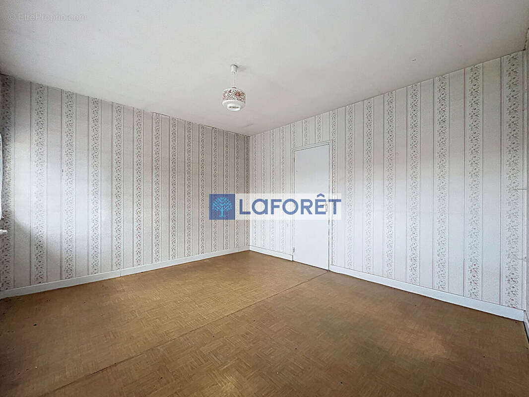 Maison à FERRIERE-ET-LAFOLIE