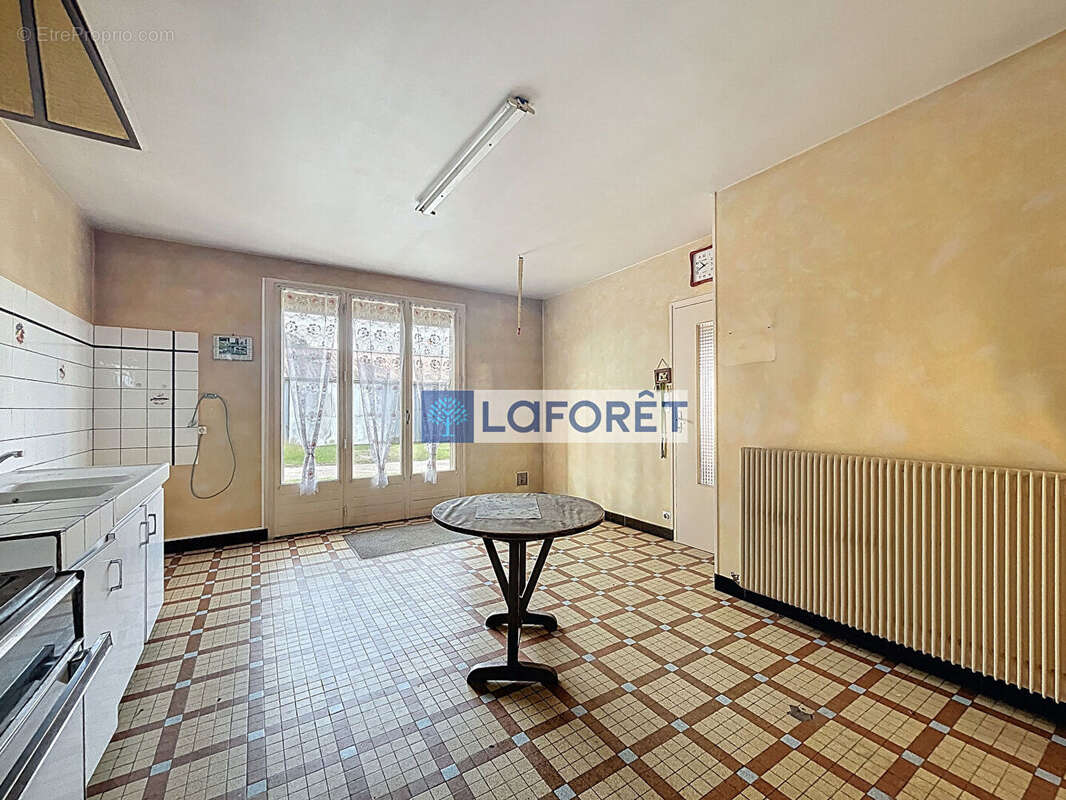 Maison à FERRIERE-ET-LAFOLIE