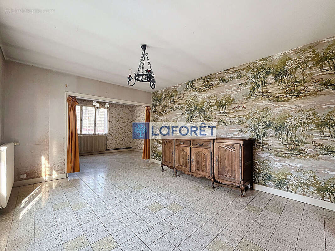 Maison à FERRIERE-ET-LAFOLIE