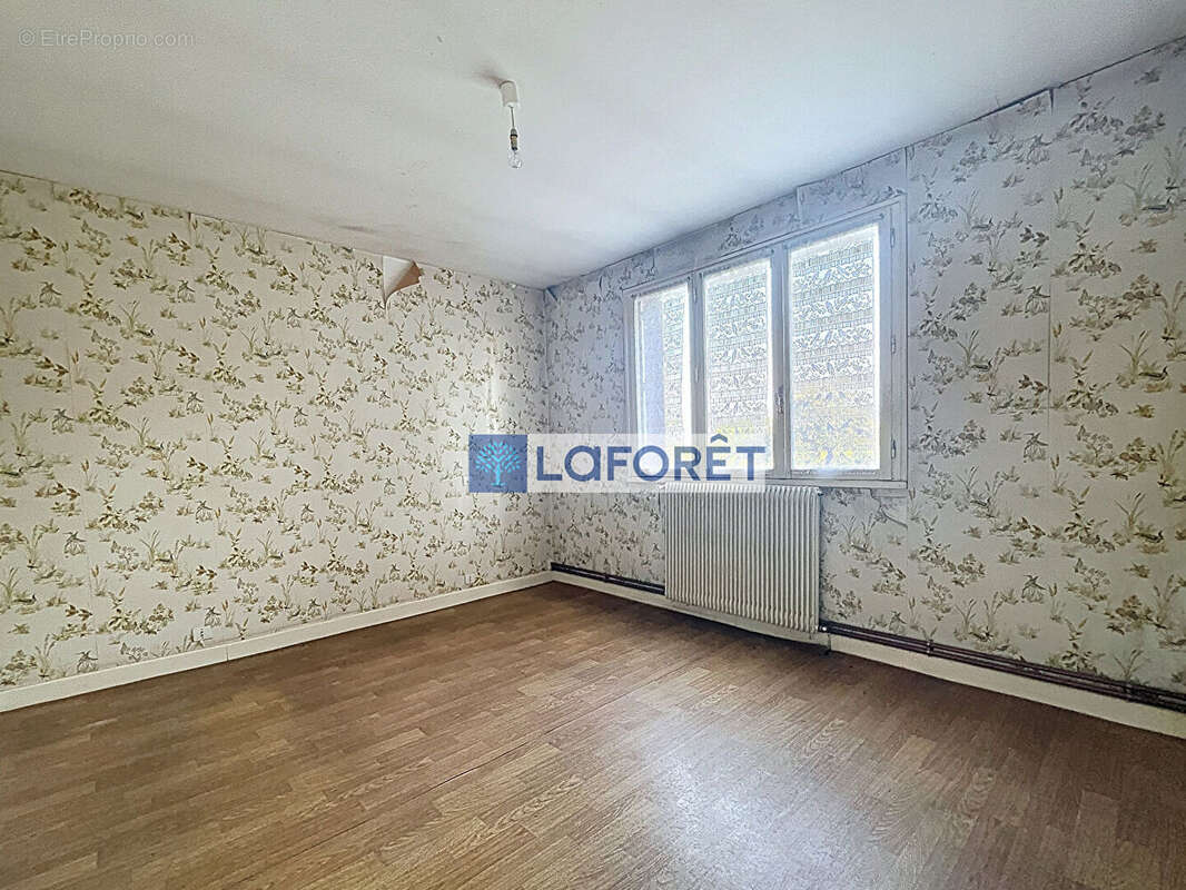 Maison à FERRIERE-ET-LAFOLIE