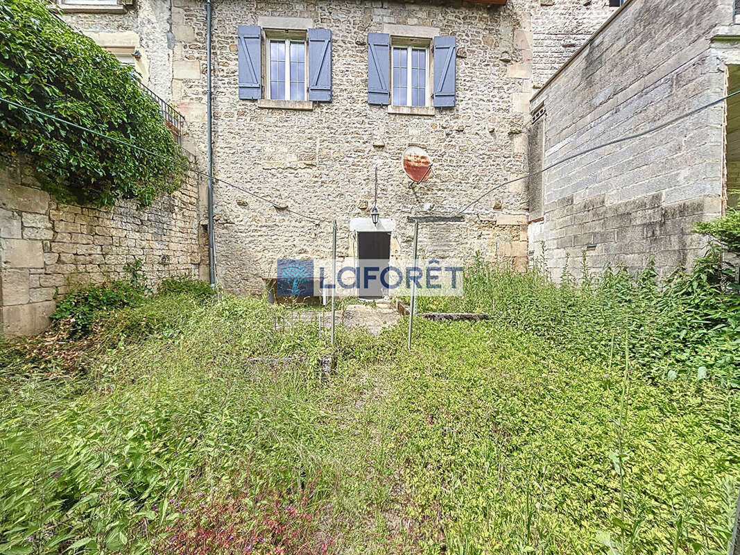 Maison à CHEVILLON