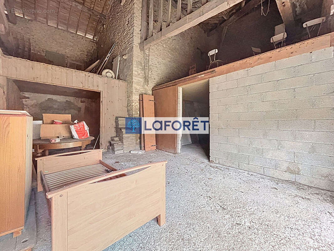 Maison à CIREY-SUR-BLAISE