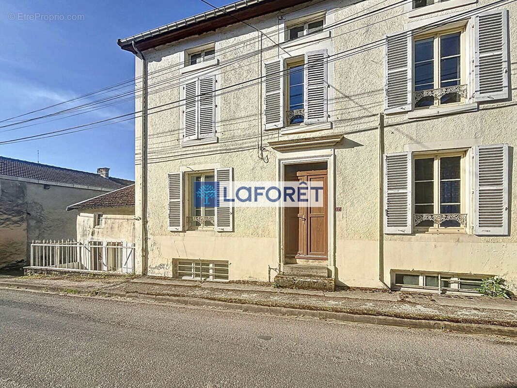 Maison à CIREY-SUR-BLAISE