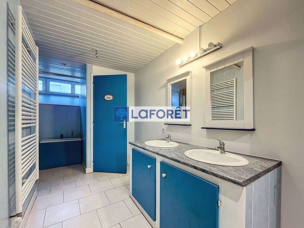 Maison à CIREY-SUR-BLAISE