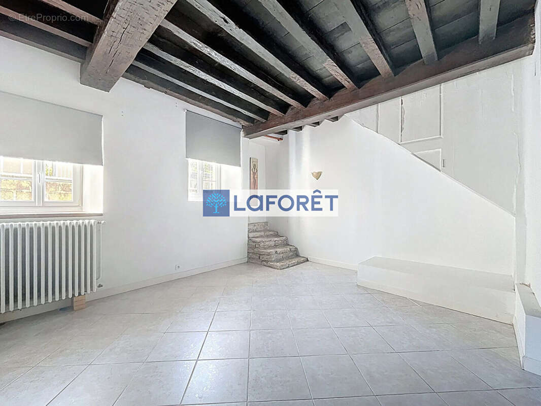 Maison à CIREY-SUR-BLAISE