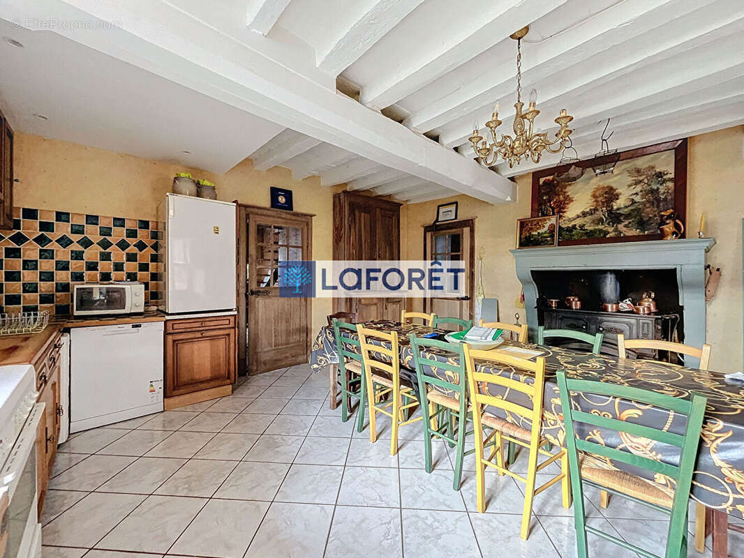 Maison à COURCELLES-SUR-BLAISE