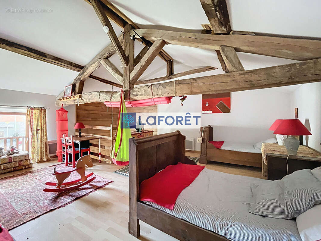 Maison à COURCELLES-SUR-BLAISE