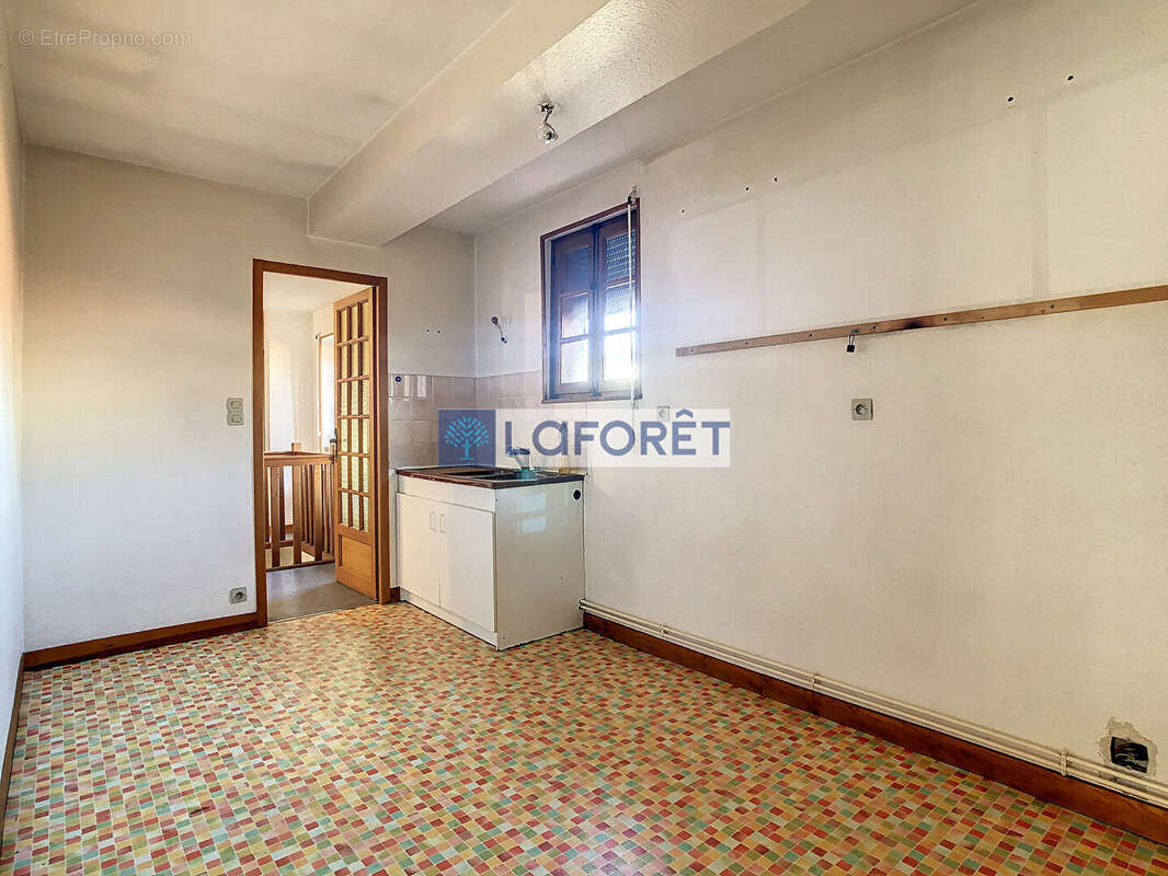 Appartement à WASSY