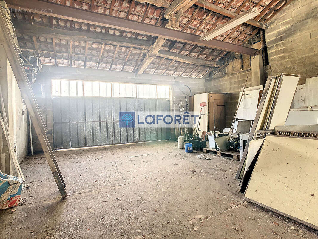 Appartement à WASSY