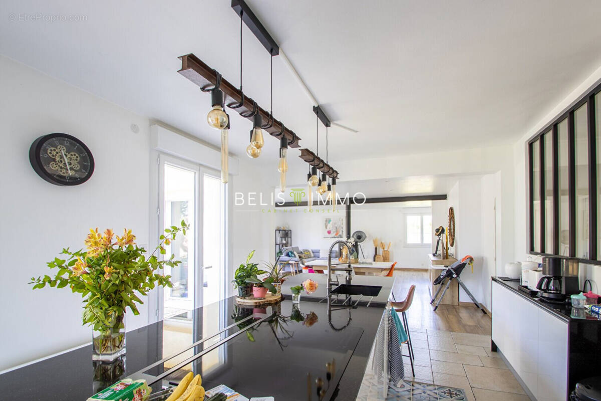 Maison à AZAY-SUR-CHER