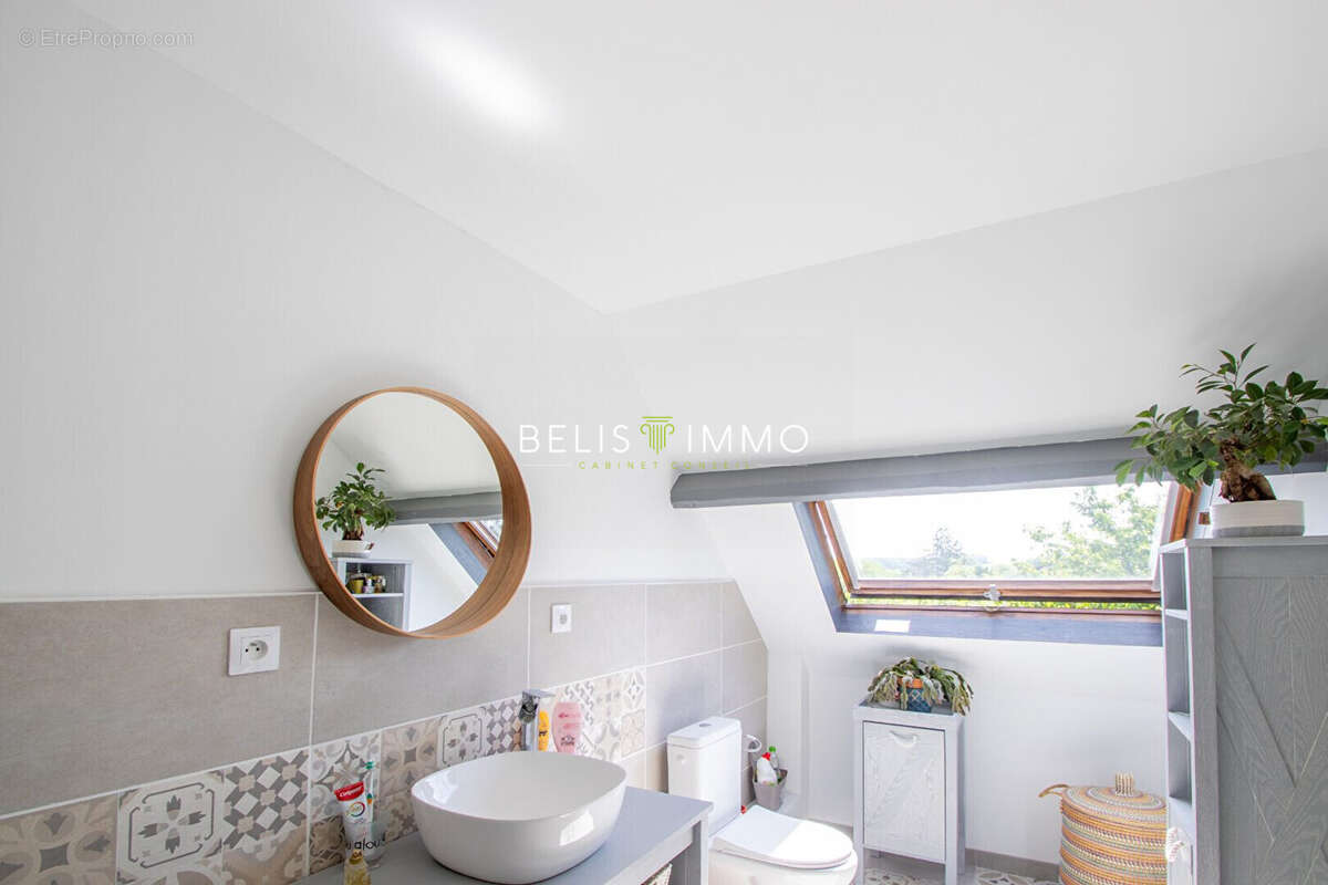 Maison à AZAY-SUR-CHER