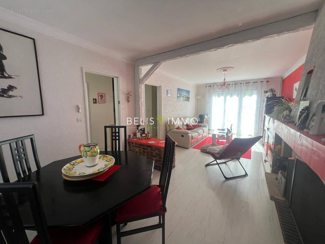 Maison à SAINT-PIERRE-DES-CORPS