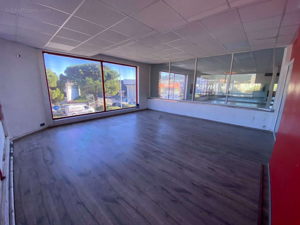 Commerce à LA VALETTE-DU-VAR