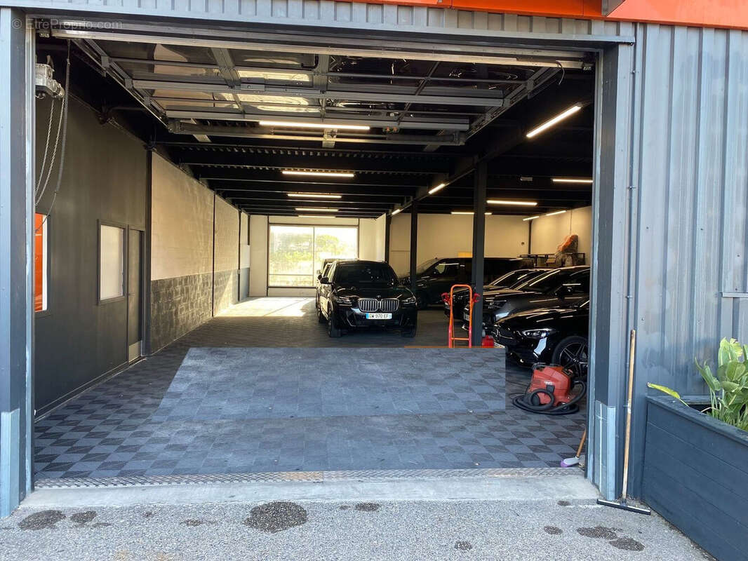 Commerce à LA VALETTE-DU-VAR