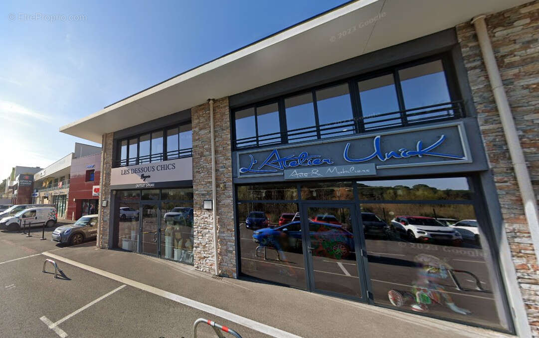 Commerce à SAINTE-MAXIME